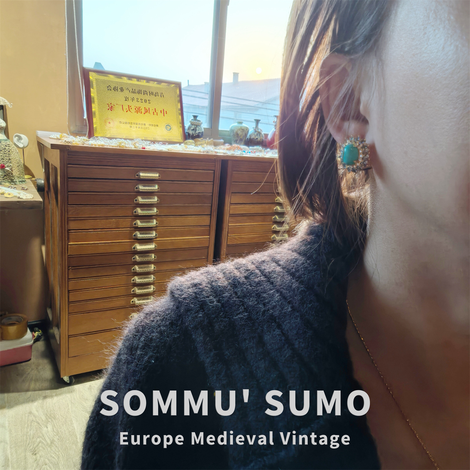 Pendant Necklace and Ring-Inspired Turquoise Vintage Jewelry Set – Necklace & Earrings