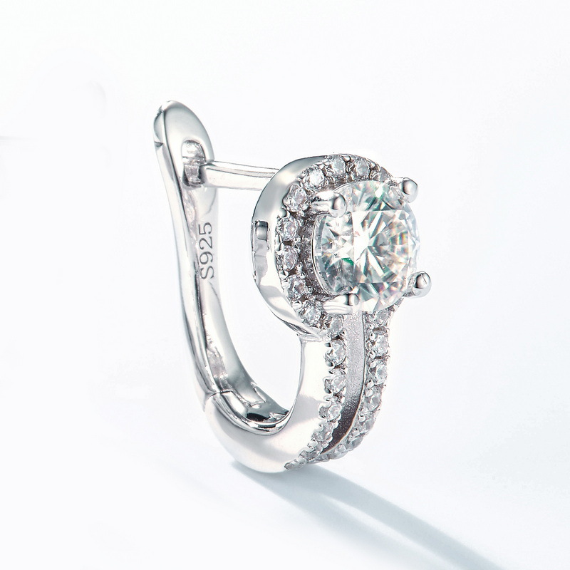 Moissanite Stud Earrings – S925 Silver 4-Prong Minimalist Style