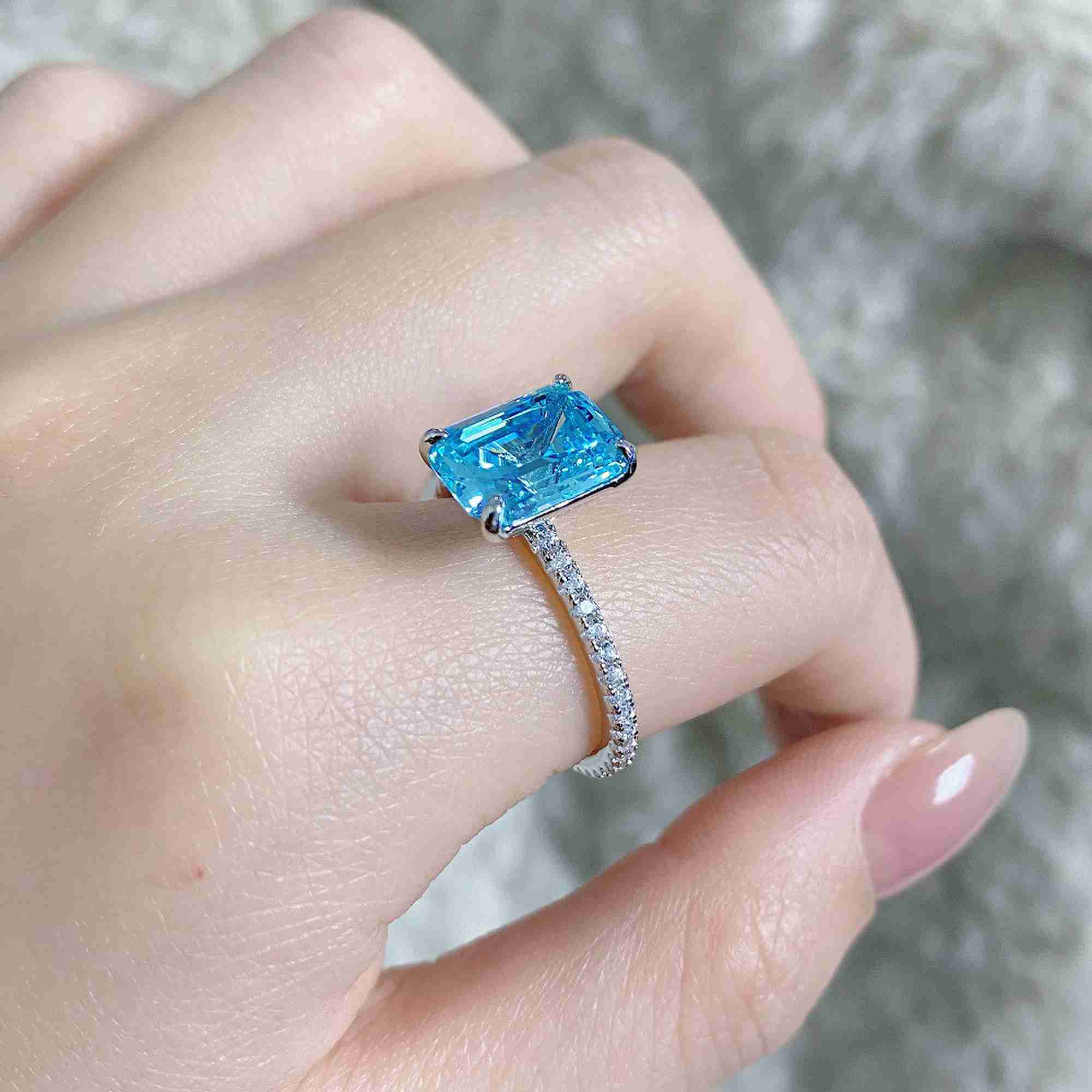 S925 Sterling Silver Four-Prong Aquamarine Ring – March Birthstone Ring