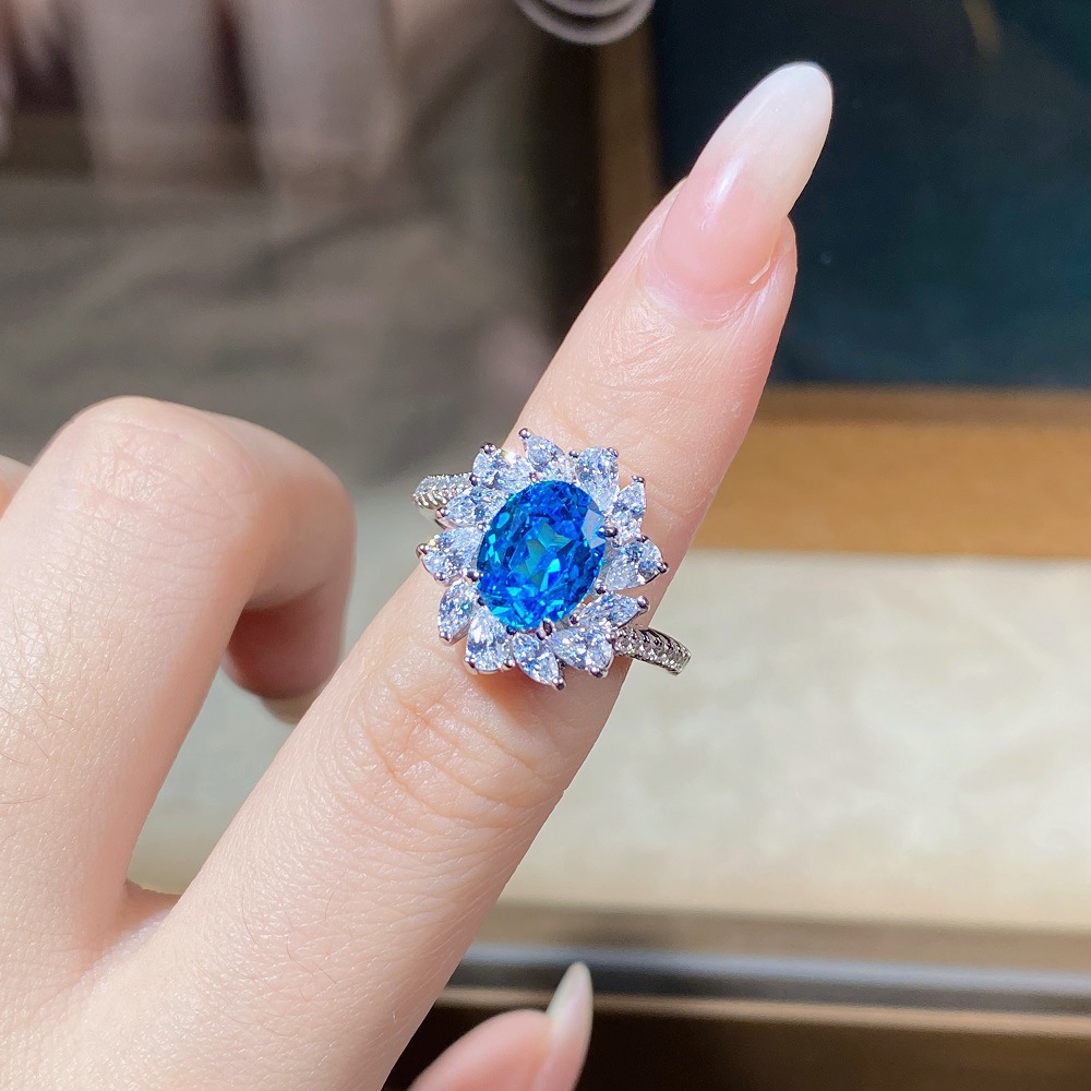 3CT Aquamarine Wobble-Band Gemstone Ring in S925 Sterling Silver – March Birthstone Design