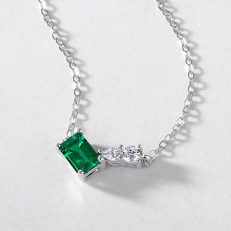 Lab-Grown Emerald Birthstone Necklace in S925 Sterling Silver