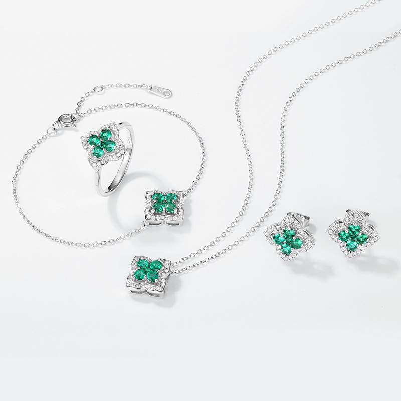 lab-grown emerald four-leaf clover birthstone bracelet S925 silver