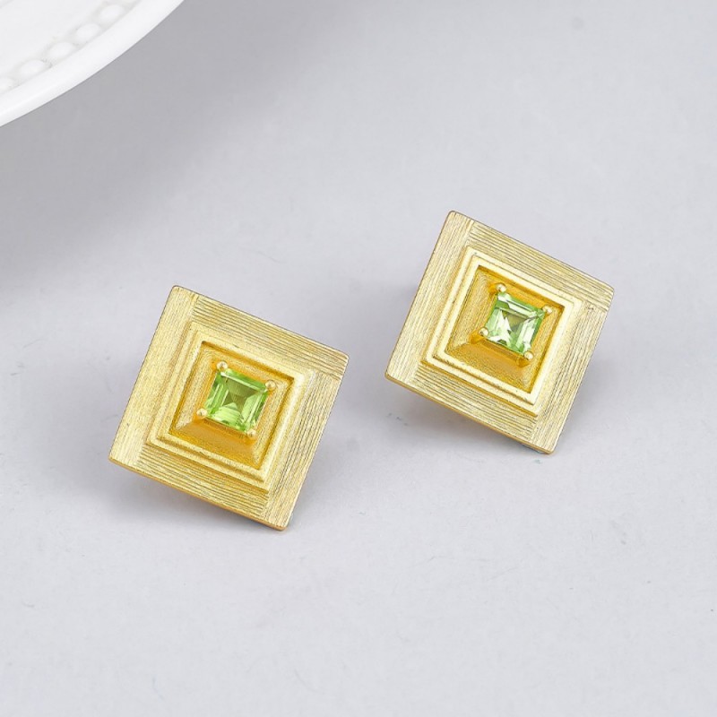 S925 Silver Geometric Peridot Stud Earrings