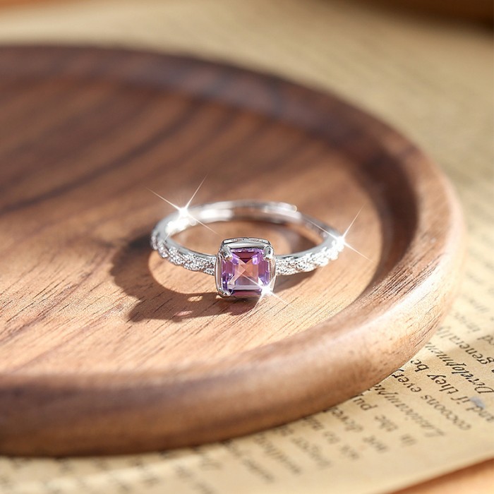 Natural Peridot Ring – S925 Sterling Silver Open Band Cube Design