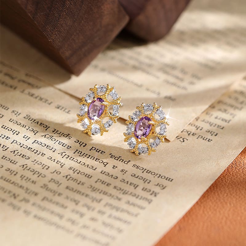 Peridot Stud Earrings – Oval Cut Natural Gem in S925 Silver