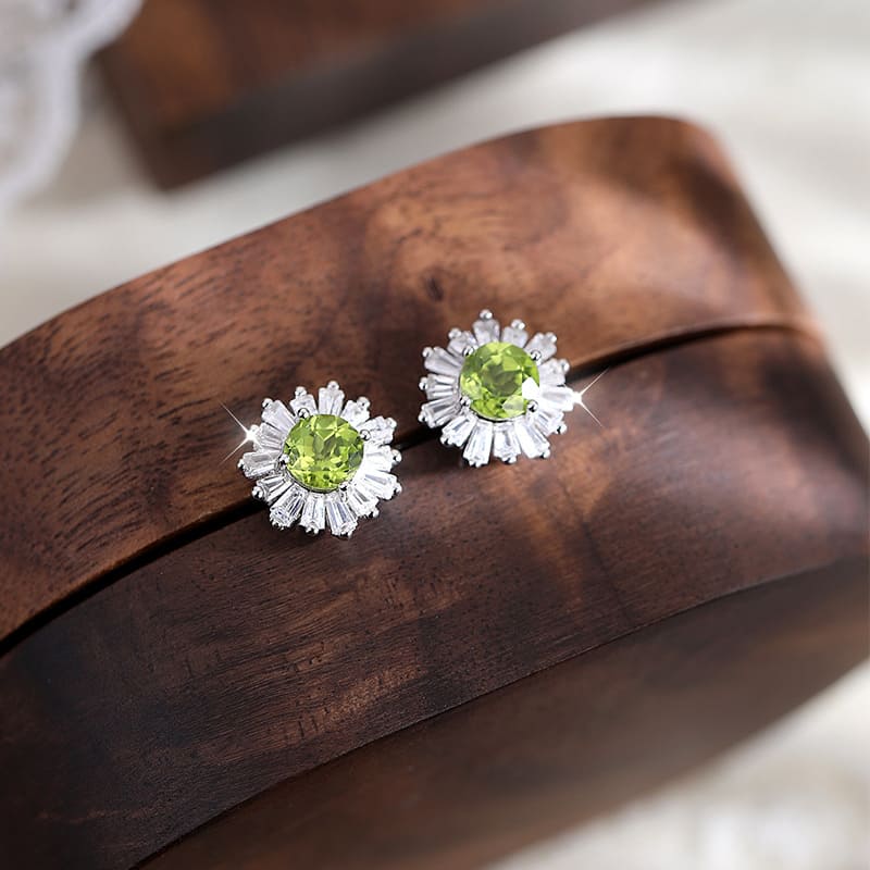 Sterling Silver Birthstone Jewelry – Sunflower Peridot Stud Earrings