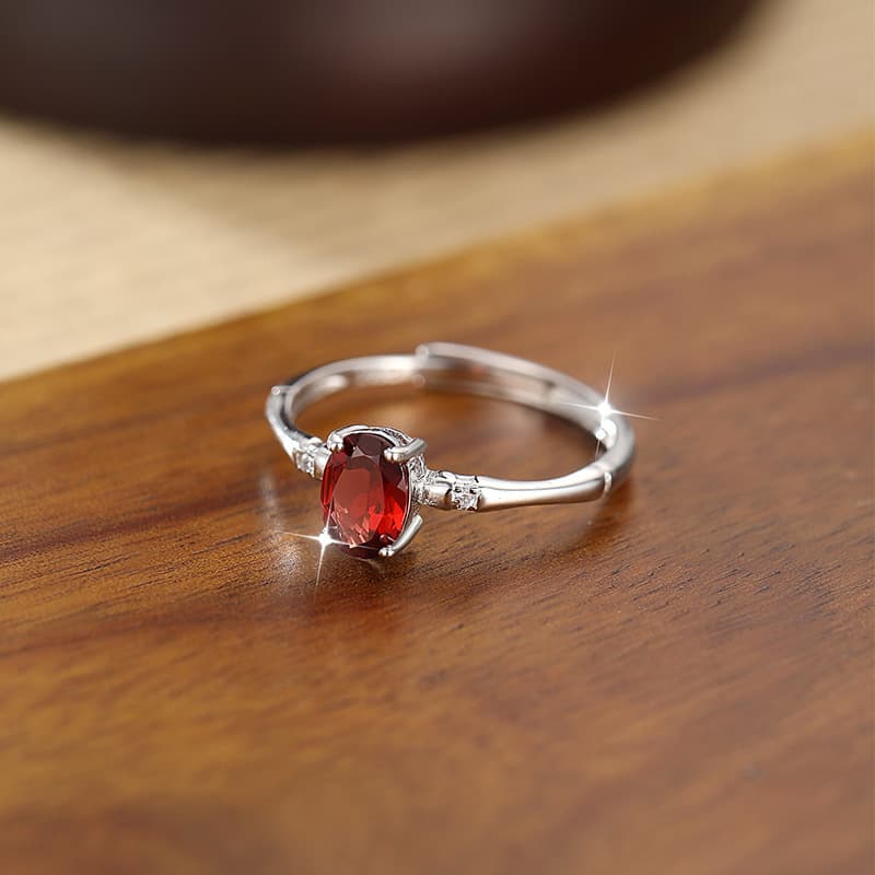 Minimalist Bamboo Gemstone Ring – August Birthstone Ring Silver Style