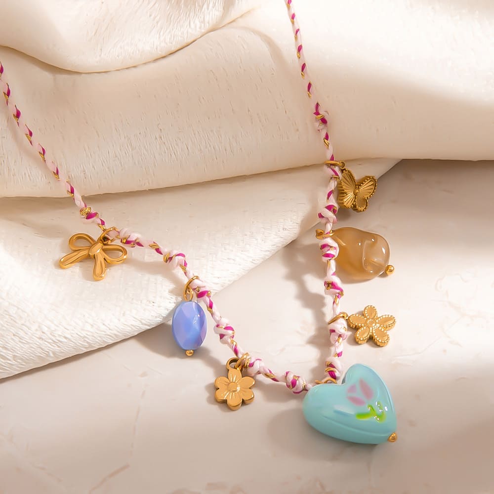 Best Shell Necklace for Summer – 18K Gold Mermaid Tail & Seashell Pendant