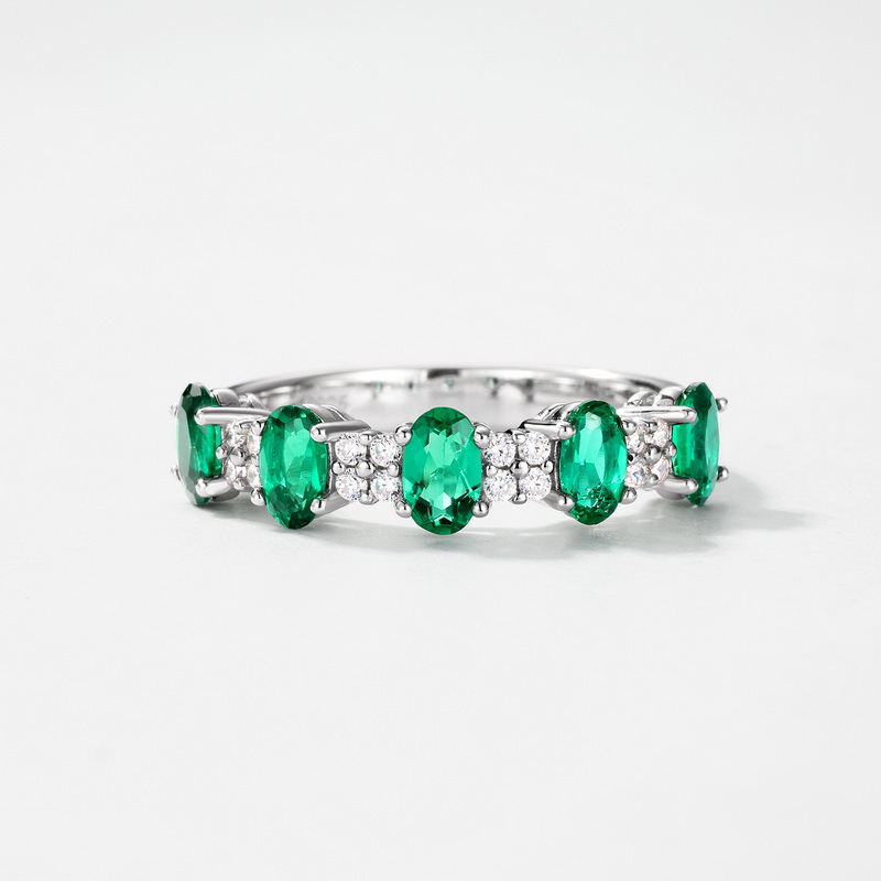 S925 Engagement Ring – Lab Created Emerald with Single Row Stones
