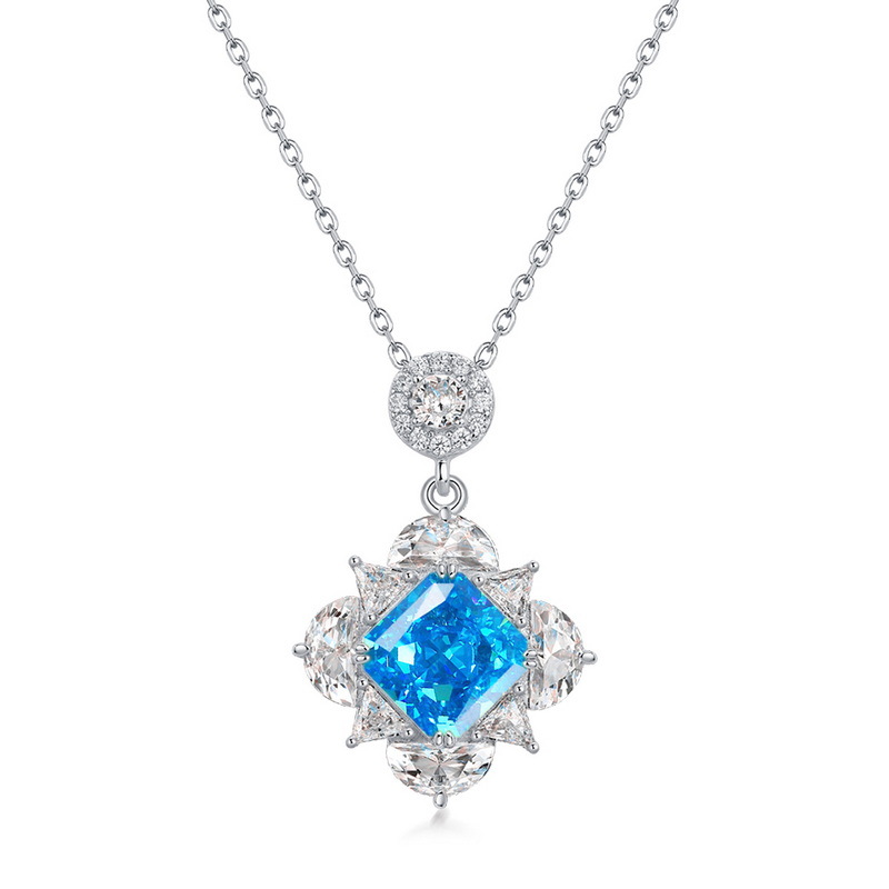 Aquamarine ice-cut pendant necklace in S925 sterling silver