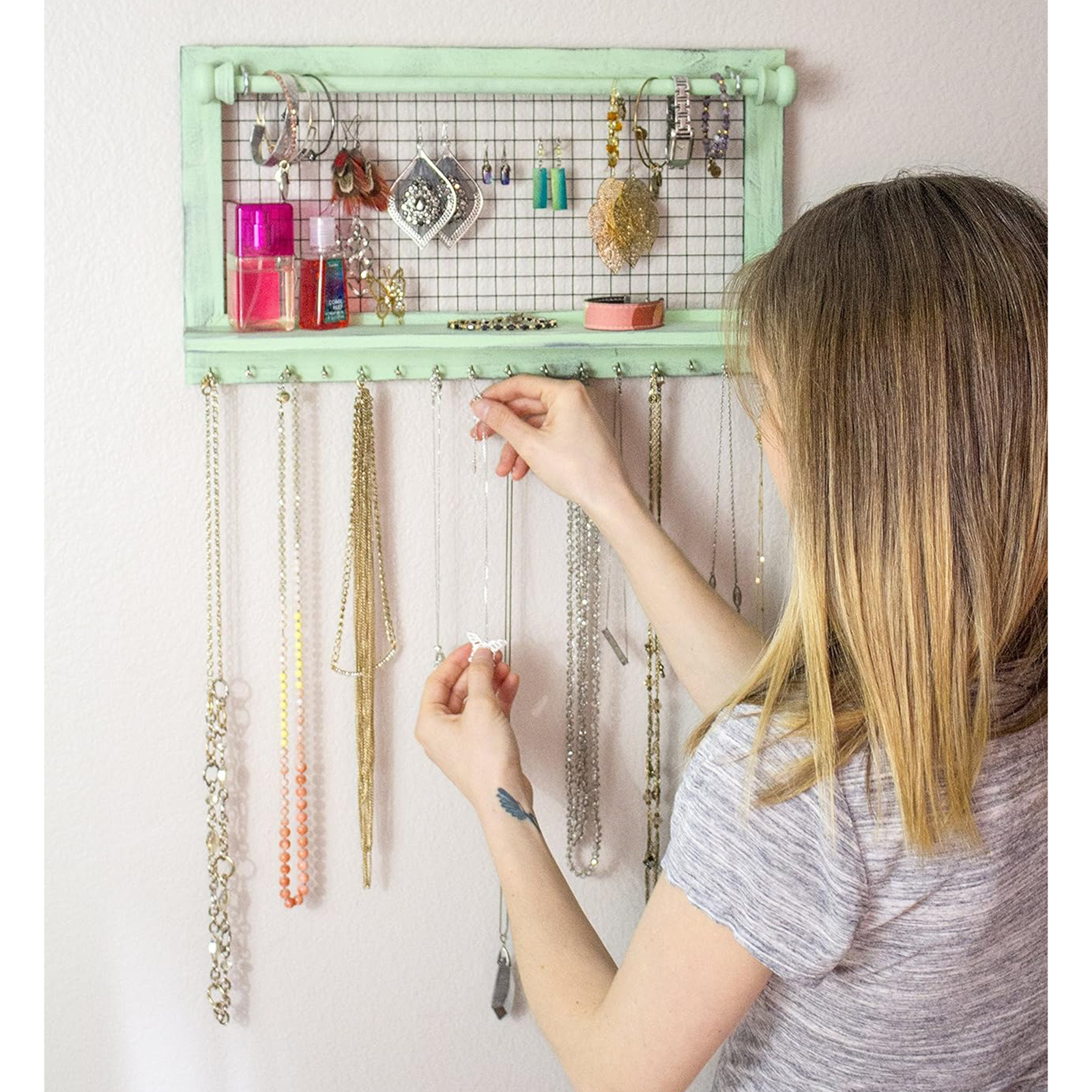 Wooden Wall-Mounted Jewelry Organizer – Removable Bracelet Rod & Earring Holder