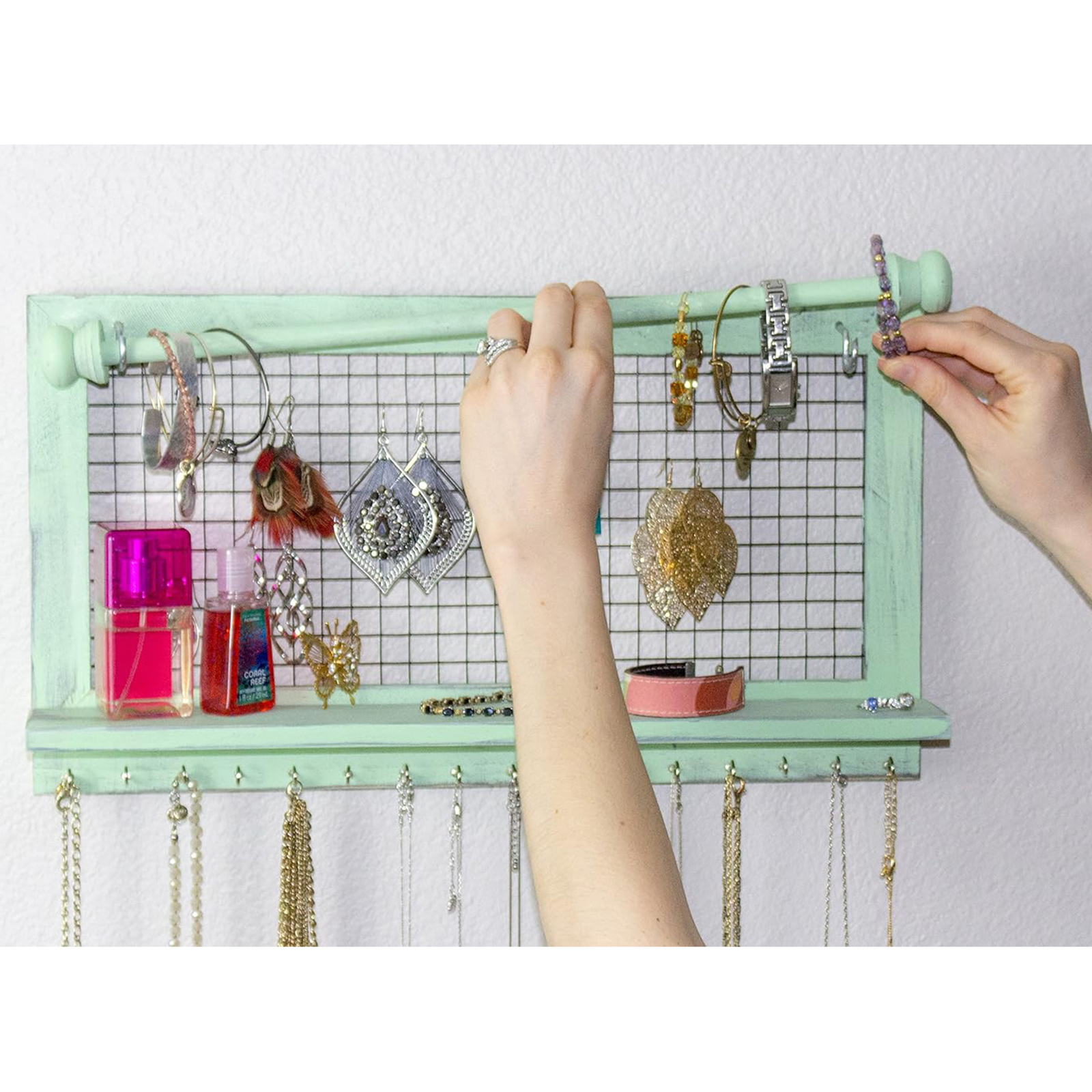 Wooden Wall-Mounted Jewelry Organizer – Removable Bracelet Rod & Earring Holder