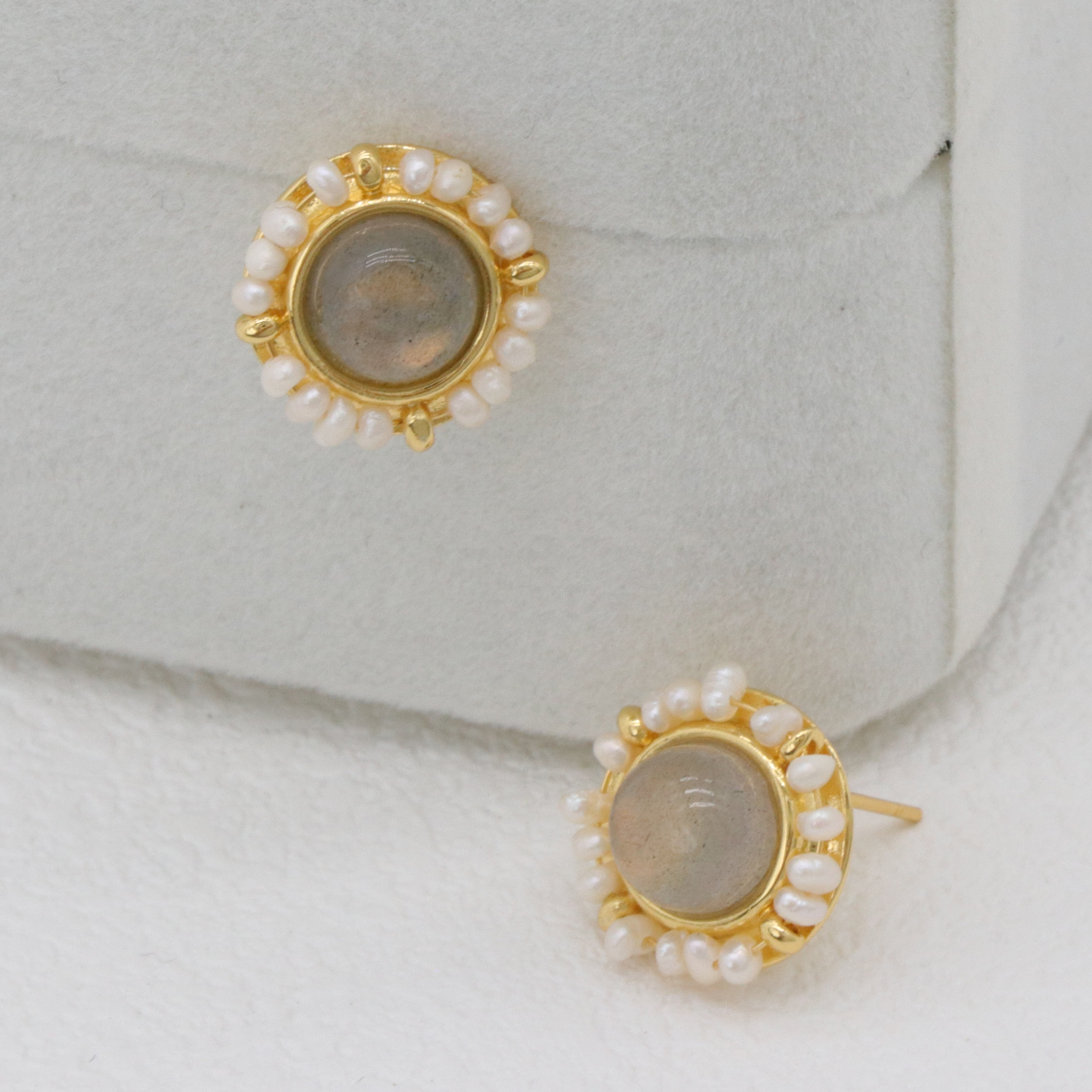 Natural Pearl Earrings, Gold pearl earrings