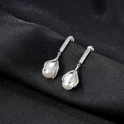 Pure Silver Freshwater Pearl Earrings – Elegant Jewelry for Women