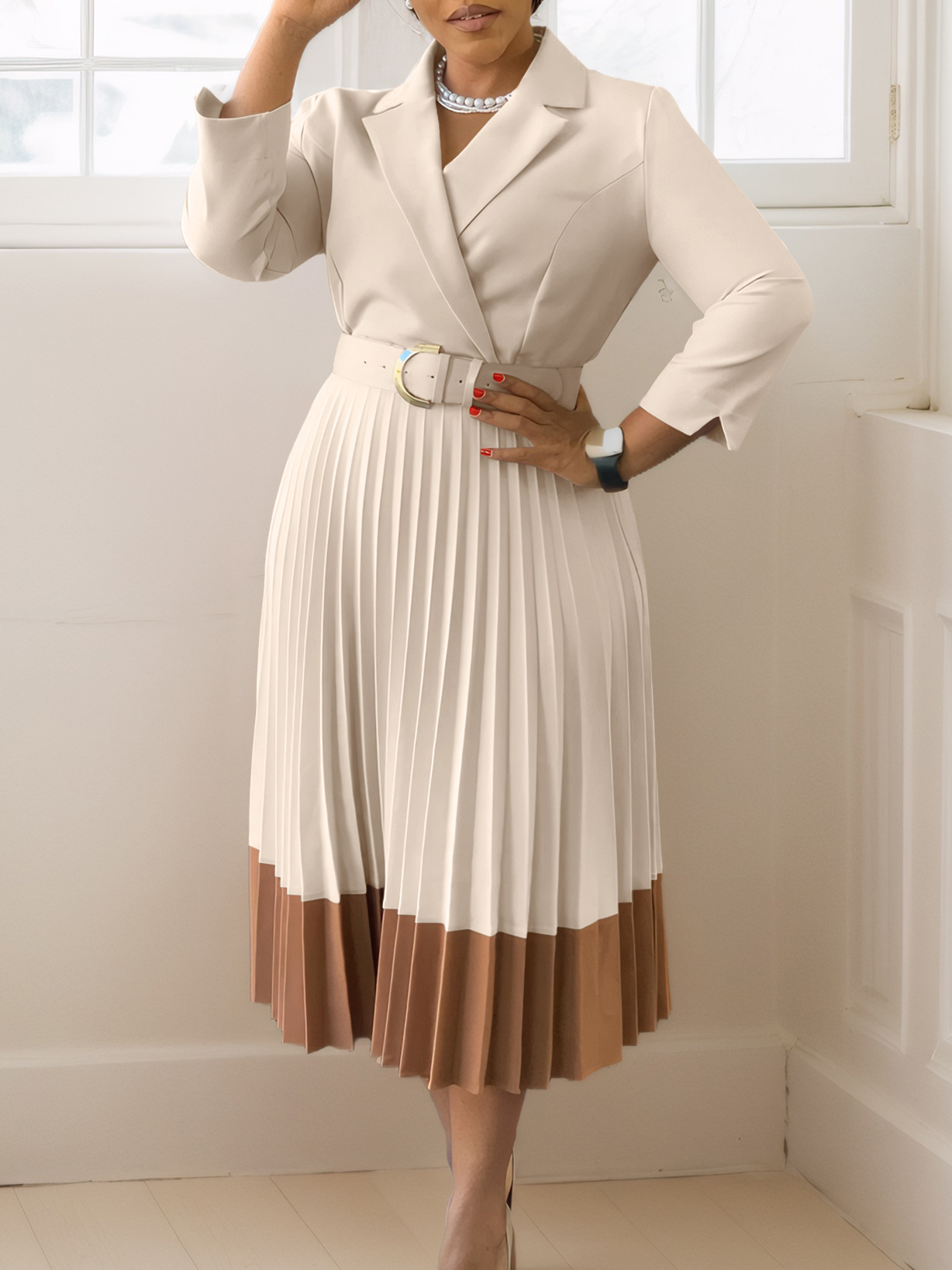 Elegant Colorblock Pleated Hem Midi Dress with Belt