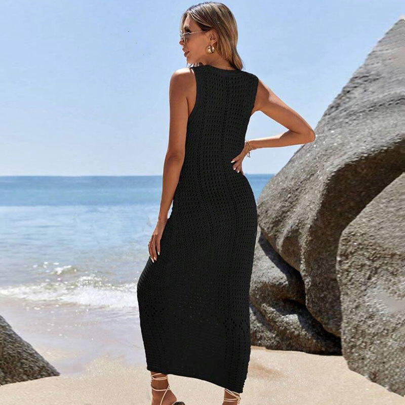 Elegant V-Neck Sleeveless Crochet Knit Maxi Dress