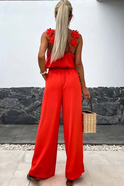 2024 New Arrival🔥Embroidered Flower Suspenders Casual Jumpsuit (Buy 2 Free Shipping)