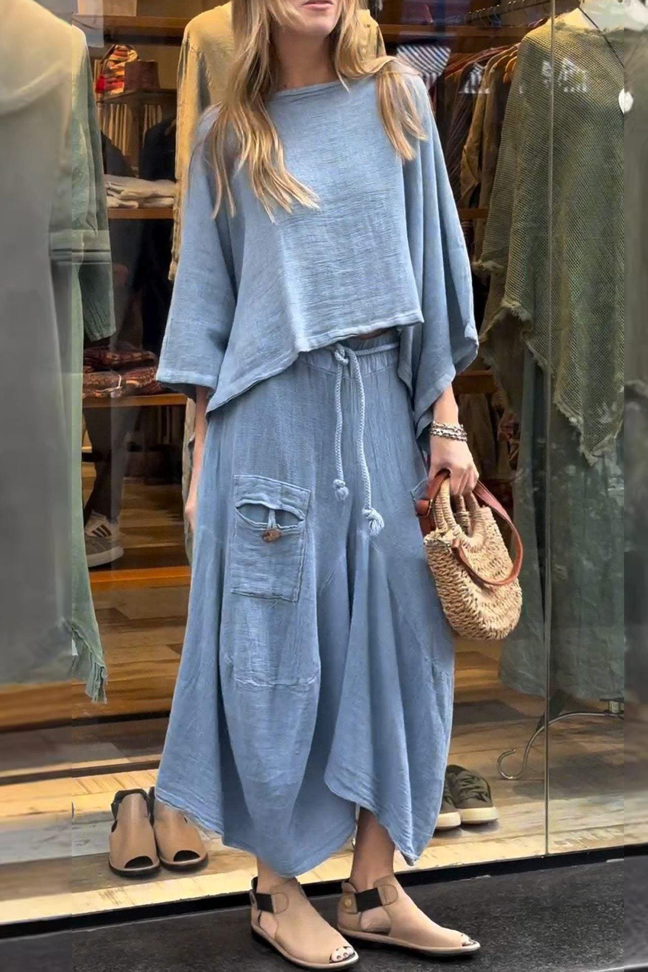 Relaxed Two-Piece Set – Slouchy Top & Cropped Pants (Buy 2 Free Shippi