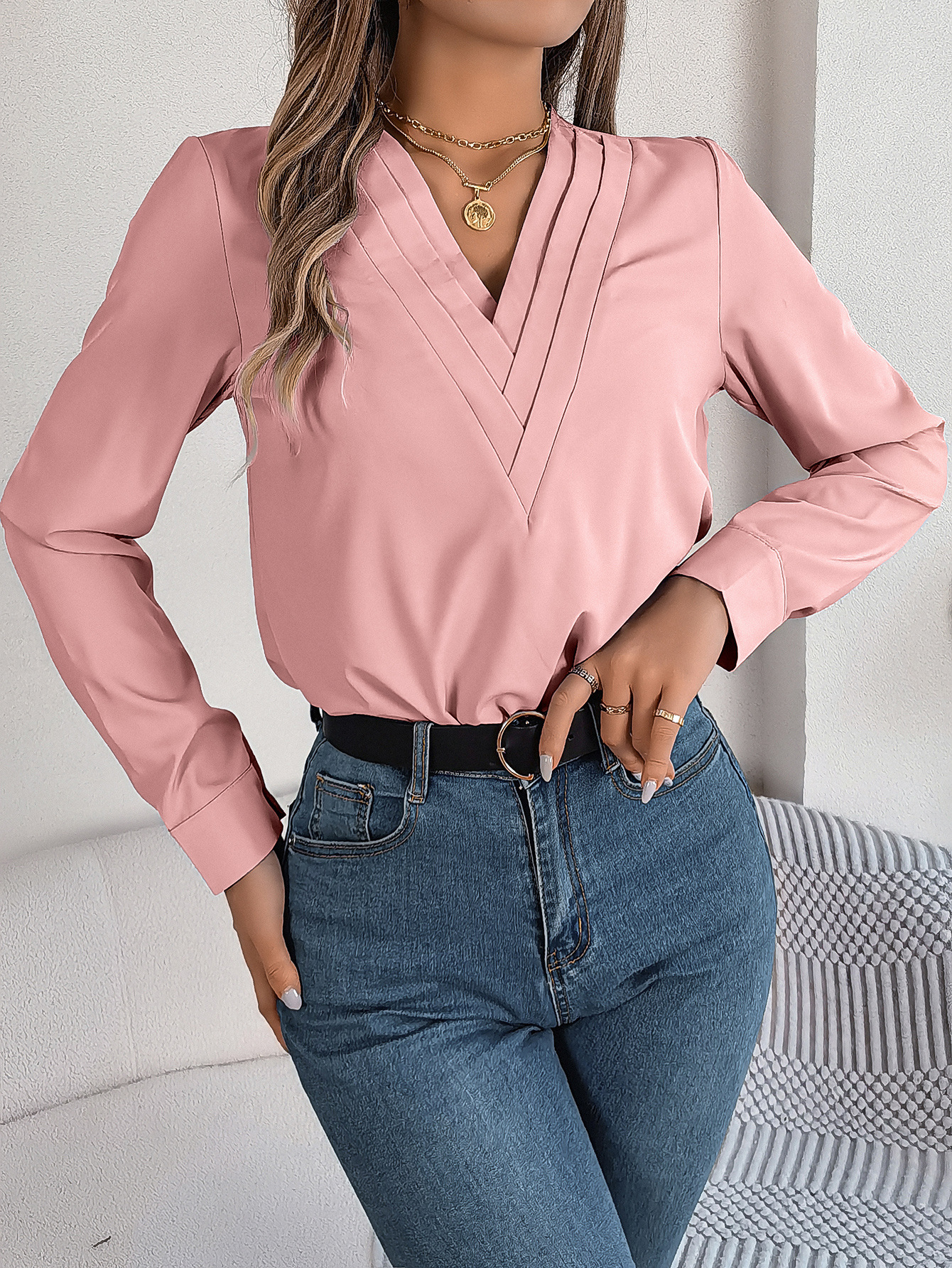 [PL] Pleated V-Neck Long Sleeve Blouse