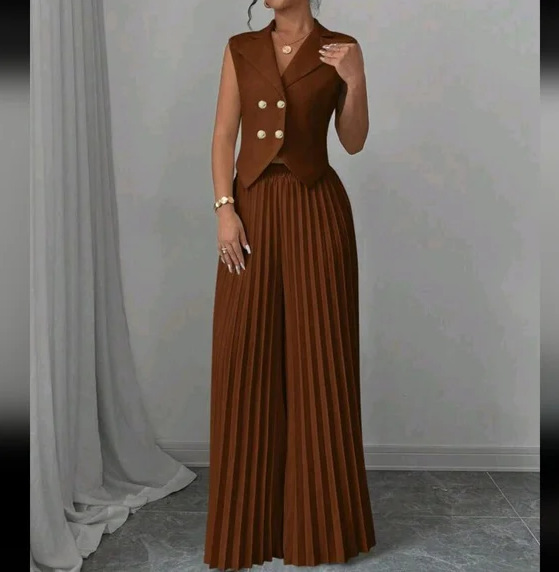 Elegant Sleeveless Blazer Top and Pleated Wide-Leg Pants Set