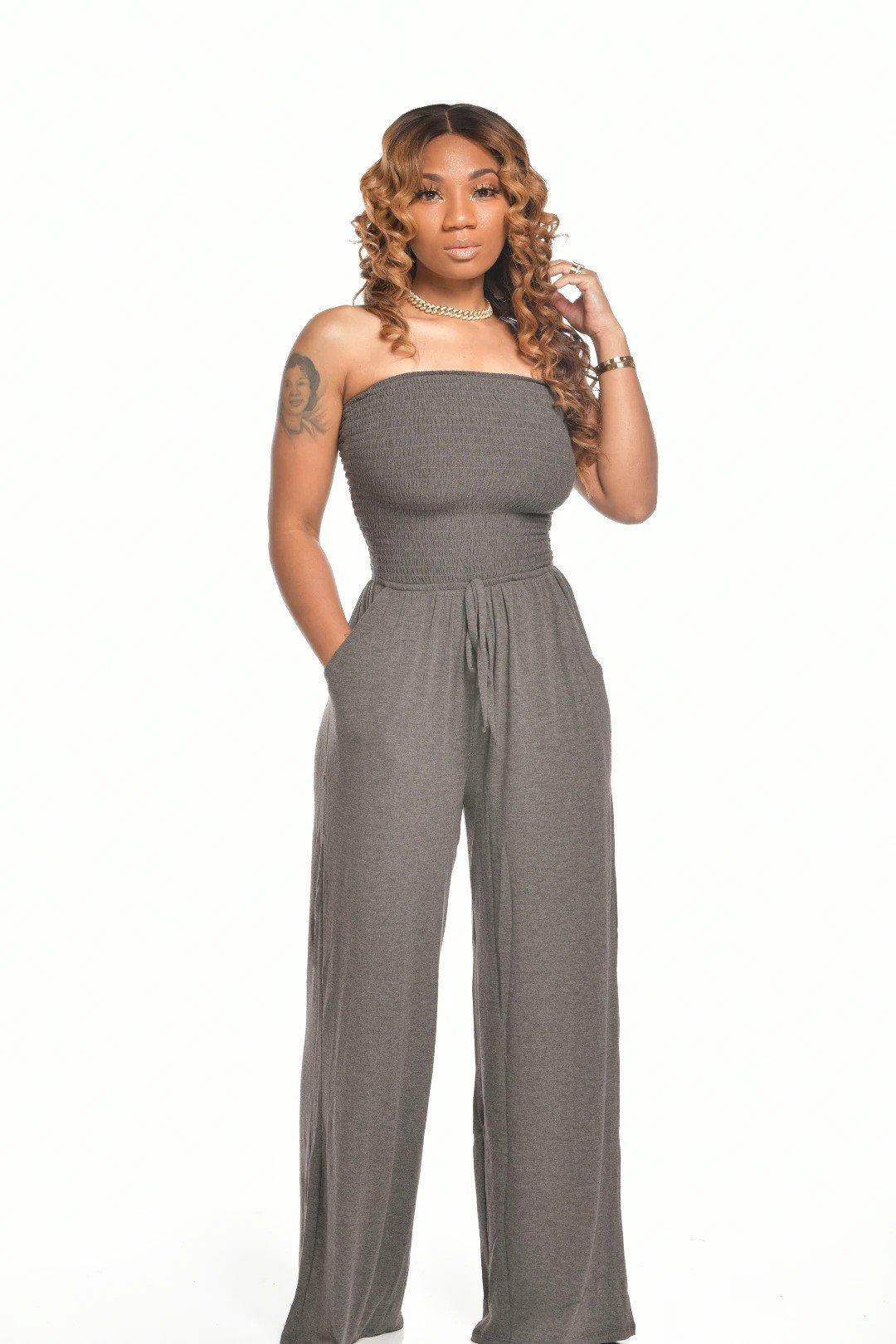 Last Day Promotion 49% OFF💖Off Shoulder Solid Colour Smocked Jumpsuit