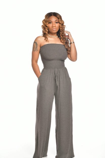 Last Day Promotion 49% OFF💖Off Shoulder Solid Colour Smocked Jumpsuit