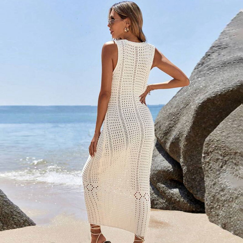 Elegant V-Neck Sleeveless Crochet Knit Maxi Dress