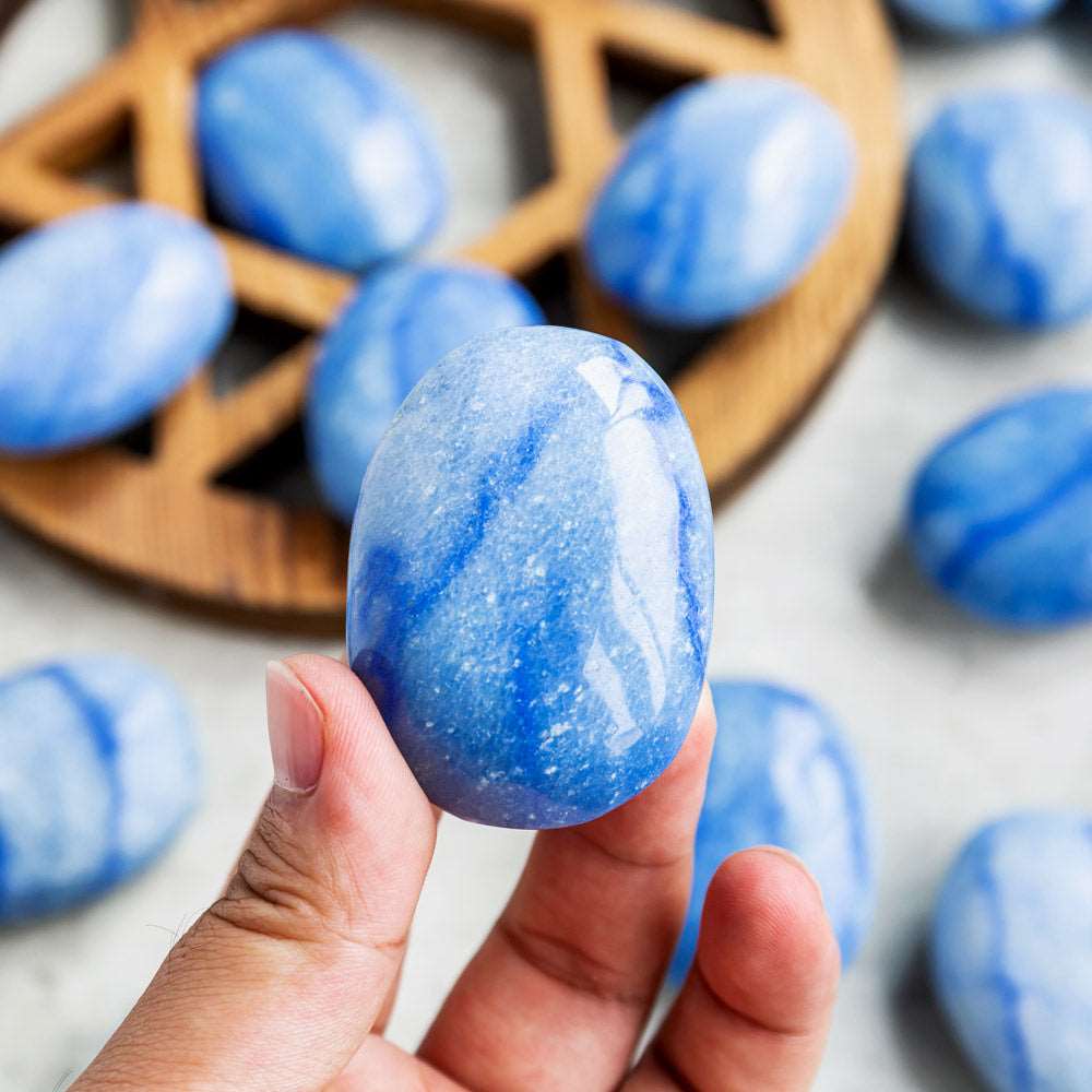 Reikistal Blue Aventurine Palm Stone