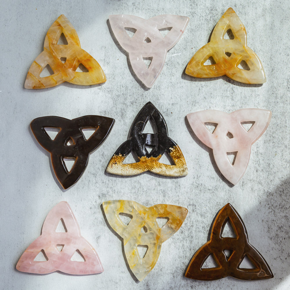 Reikistal Crystal Triangular Knot