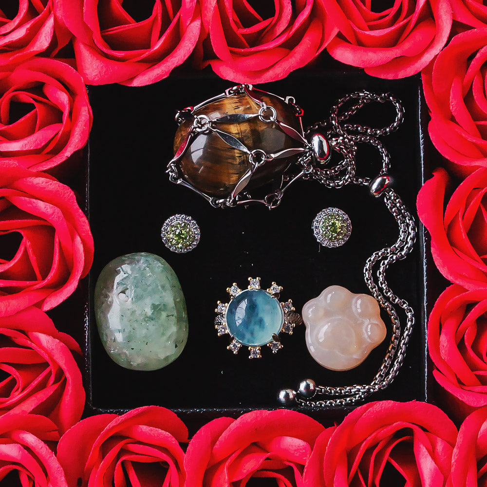 Valentine's Day 16 Eternal Flower Natural Crystal Gift Box Set