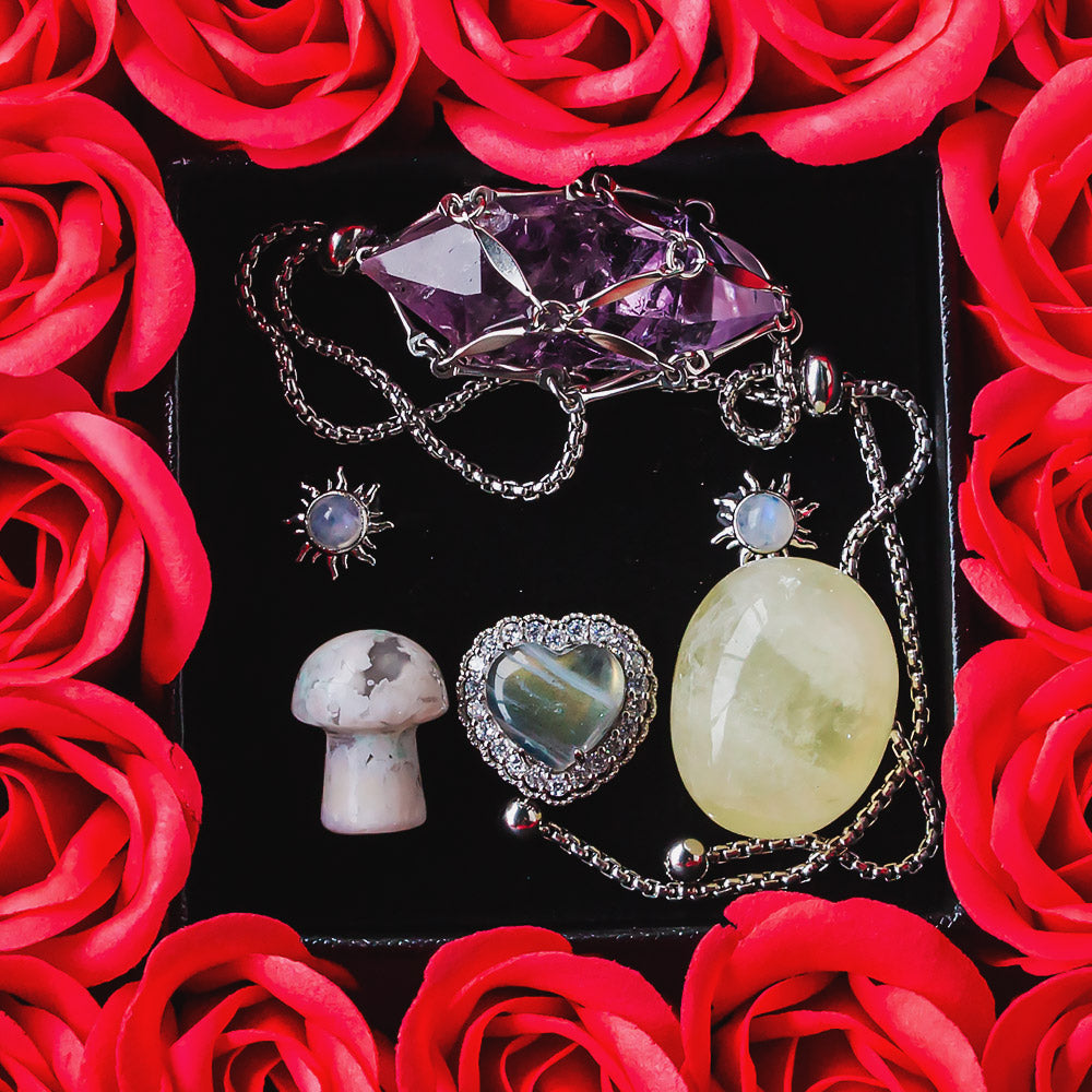 Valentine's Day 16 Eternal Flower Natural Crystal Gift Box Set