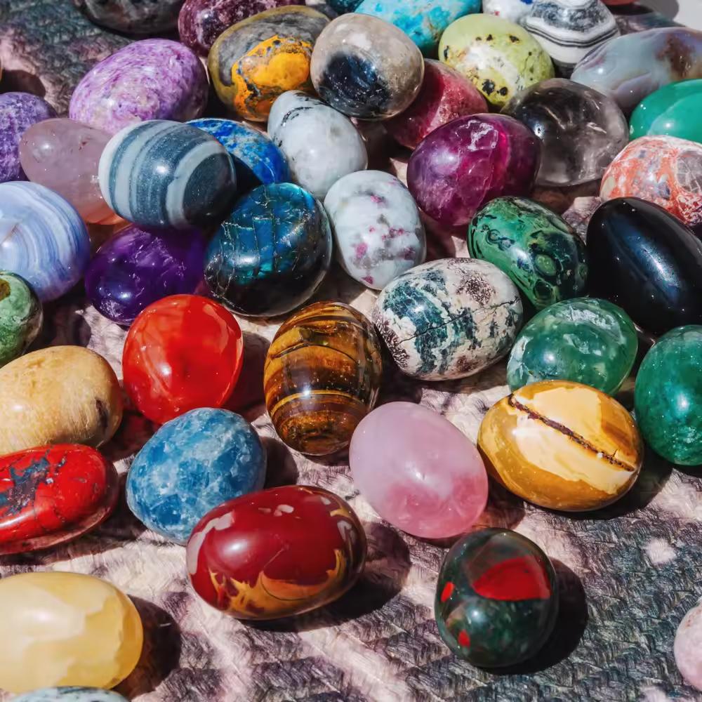 One of Everything Crystal Tumbled Set:20+ Different Tumbled Stone