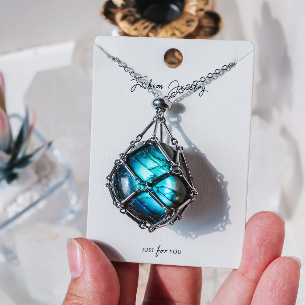 Reikistal Natural Crystal Net Metal Bamboo Necklace Woven Pendant