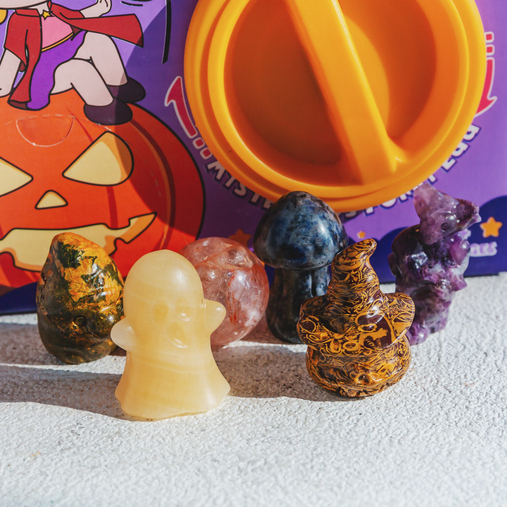 Natural Halloween-Themed Crystal Carvings | Surprise Gacha Machine