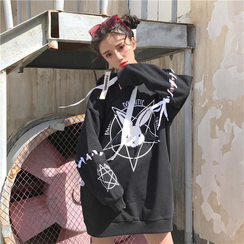 Loose lace up discount sleeves rabbit hoodie