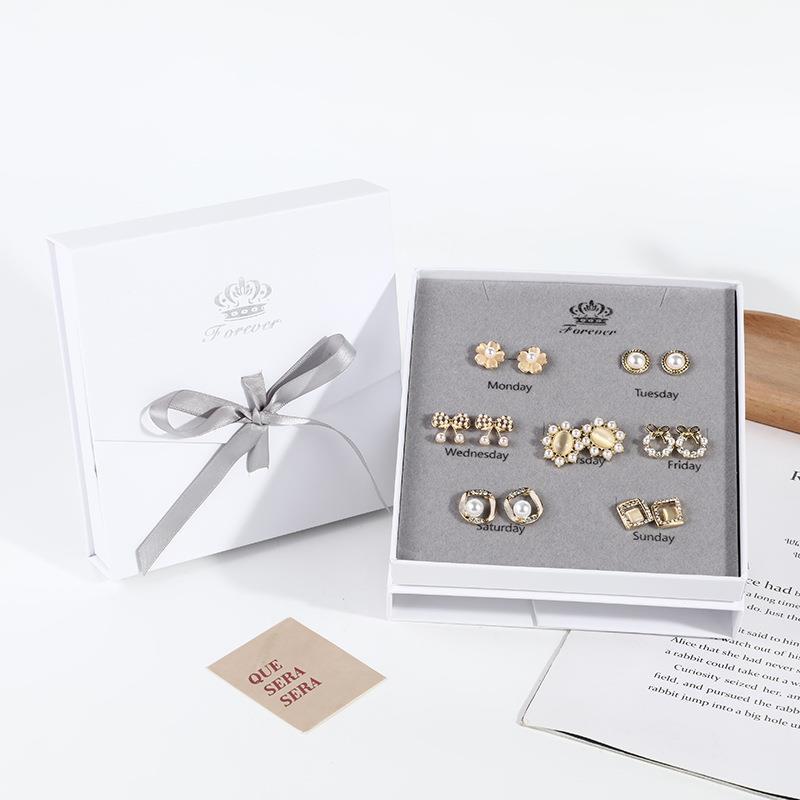 7 Slots Jewelry Rings Display Paper Tray Cardboard Ring Box Storage Organizer Black Foam Ring Insert Display Trays with Transparent Lid for Rings Earrings Selling Show