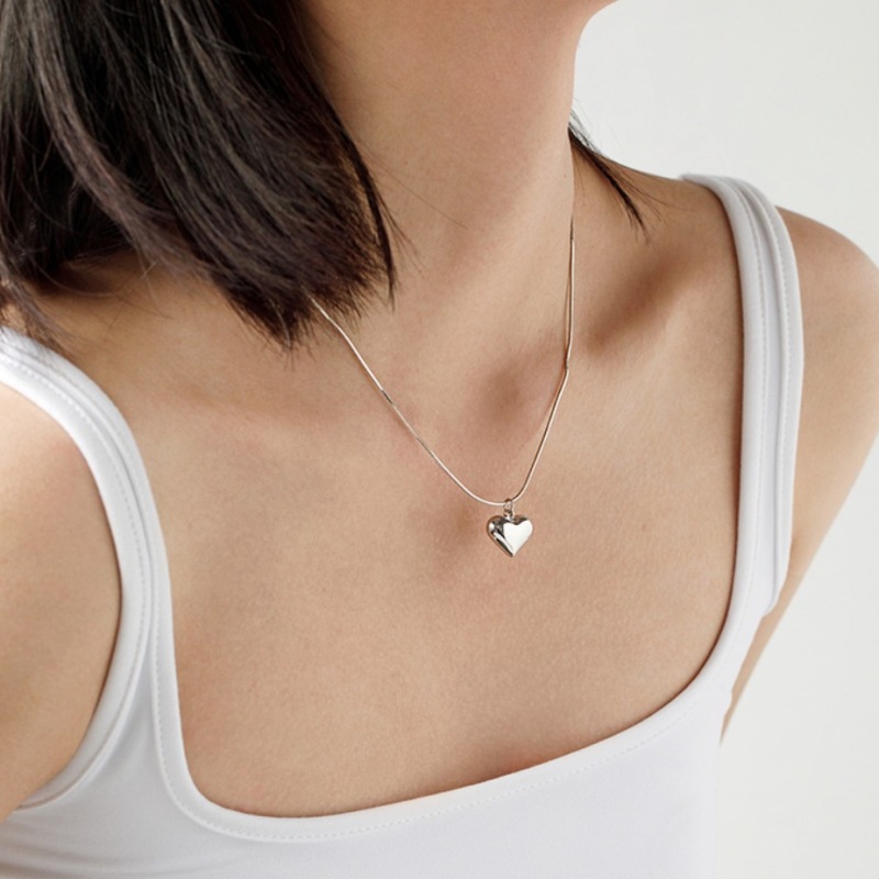 Love Heart Pendant Necklace for Women Men SN1479 Dainty Love Chain  Choker Valentine’s Day Mothers Day Jewelry Gifts for Her