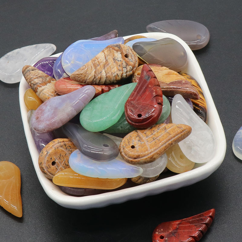 Handmade Craved Gemstone Wing Pendant SP0677-16X30MM 