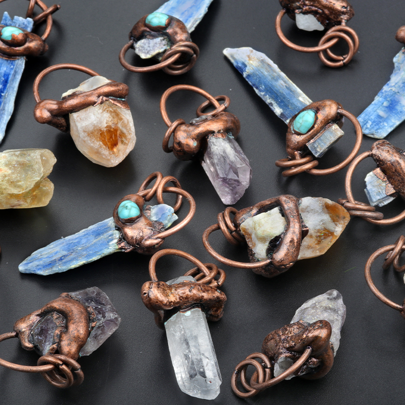 Antique Brass Irregular Raw Crystal Pendant For Making Jewelry