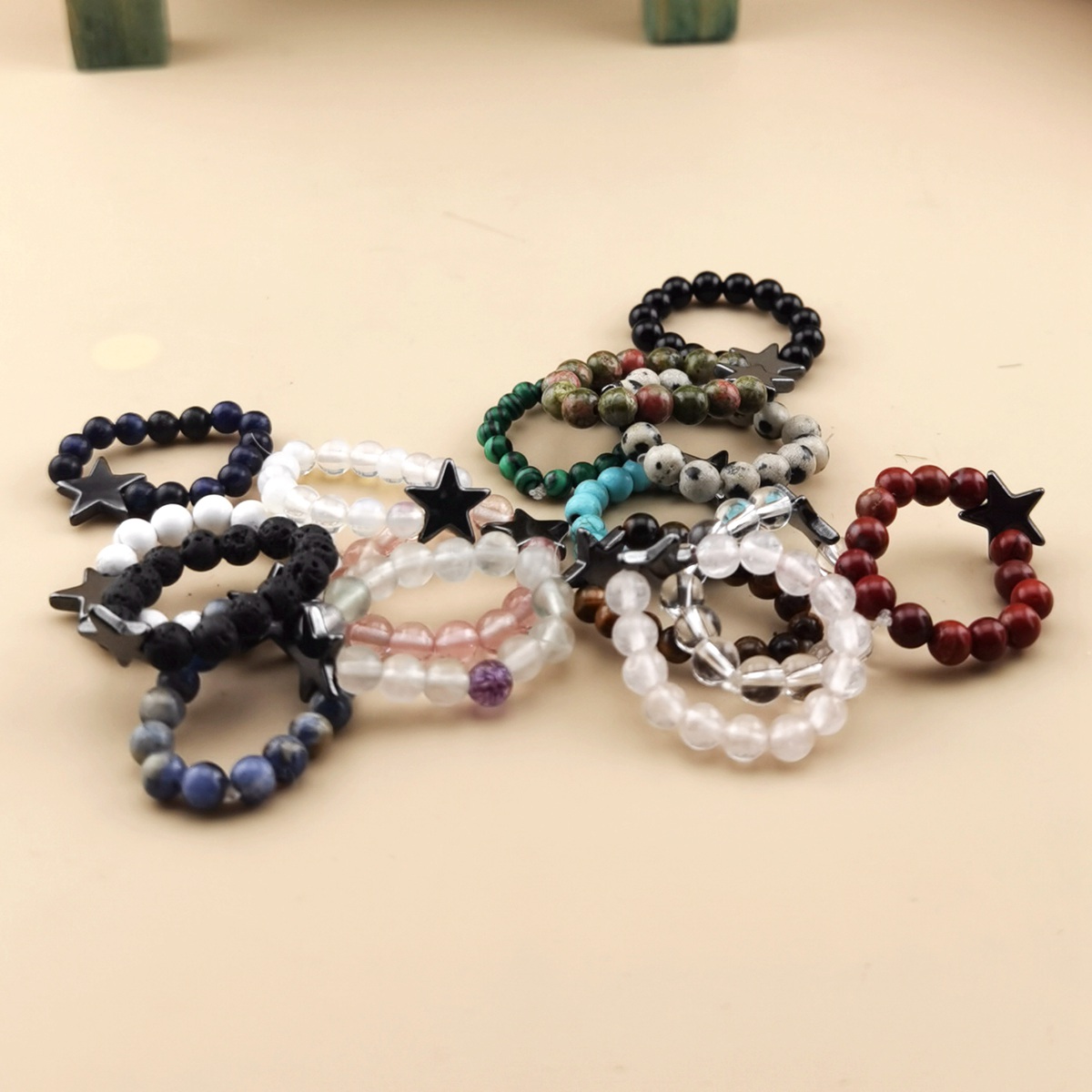 Natural Stone 4MM Round Beads Hematite Stars Stretch Rings SR0169B