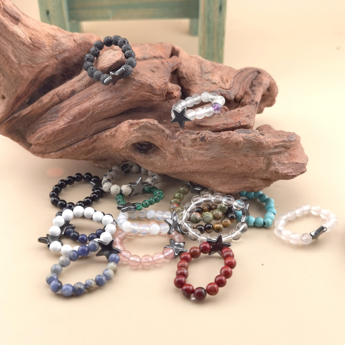 Natural Stone 4MM Round Beads Hematite Stars Stretch Rings SR0169B