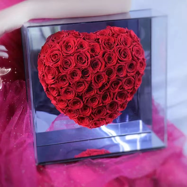 Small Fragrant Wind Eternal Flower Mirror Face Heart shaped Gift Box with Heartbreaking Acrylic Flower Valentine's Day Christmas Gift