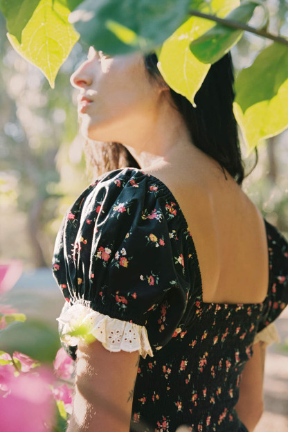 Ditsy Floral Print Lace Trim Puff Sleeve A-Line Midi Dresses-Black [Pre Order]