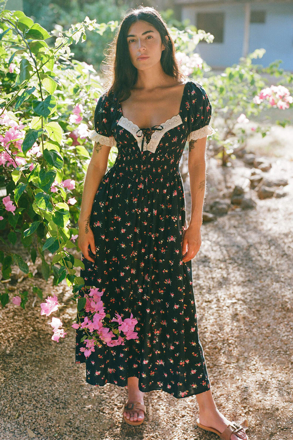 Ditsy Floral Print Lace Trim Puff Sleeve A-Line Midi Dresses-Black [Pre Order]