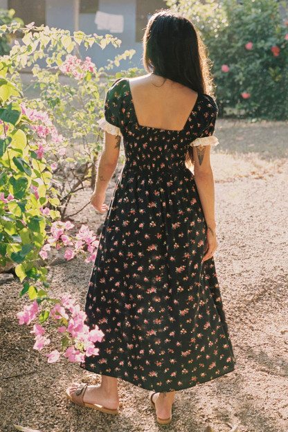 Ditsy Floral Print Lace Trim Puff Sleeve A-Line Midi Dresses-Black [Pre Order]