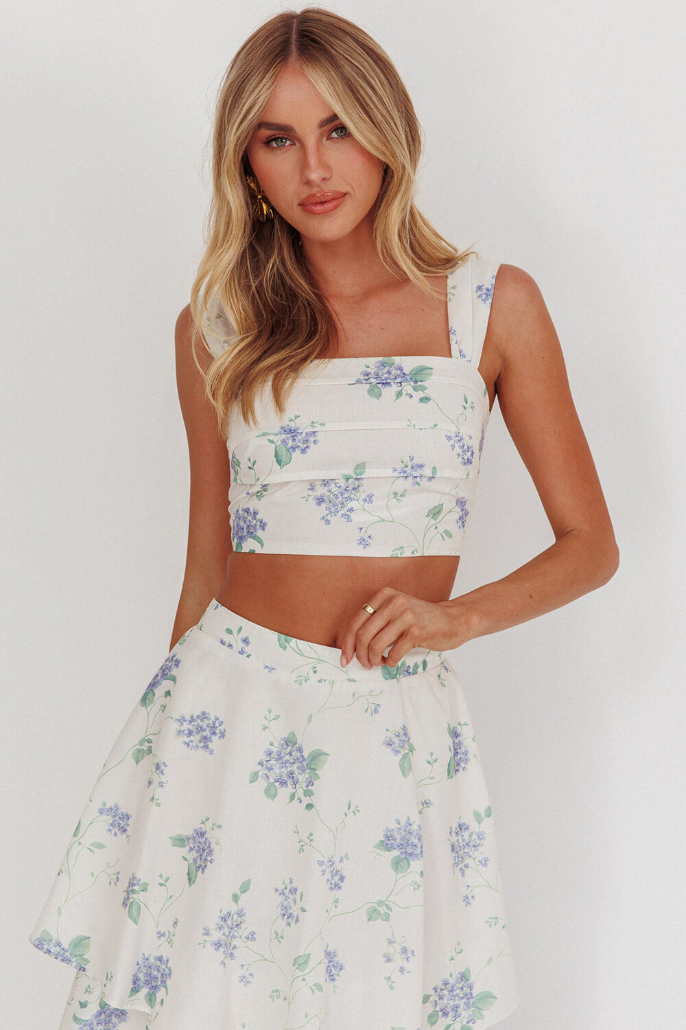 Floral Print Sleeveless Crop Top Tiered Maxi Skirt 2pcs Set-White [Pre Order]