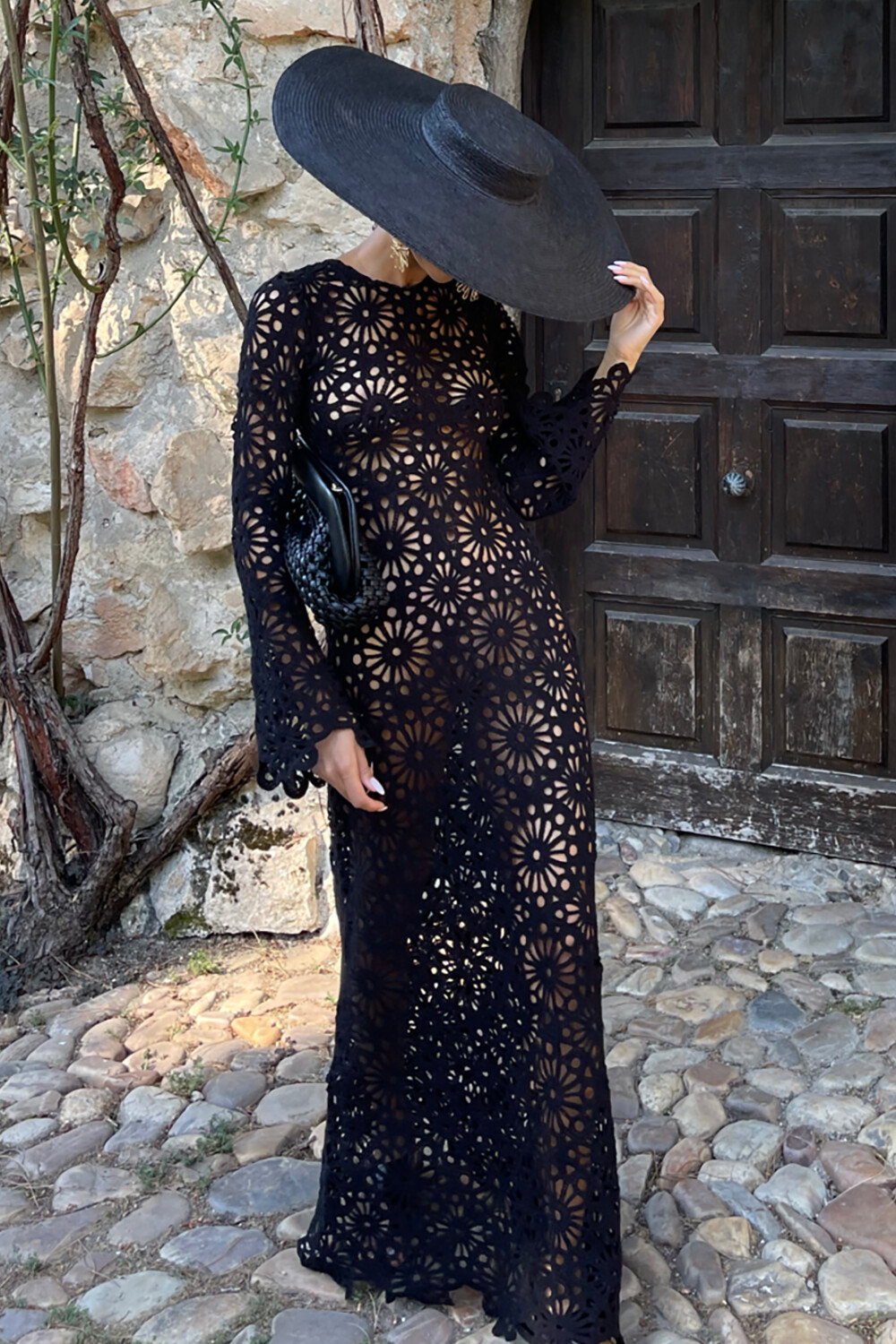 Hollow Out Floral Crochet Long Sleeve Maxi Dresses-Black [Pre Order]