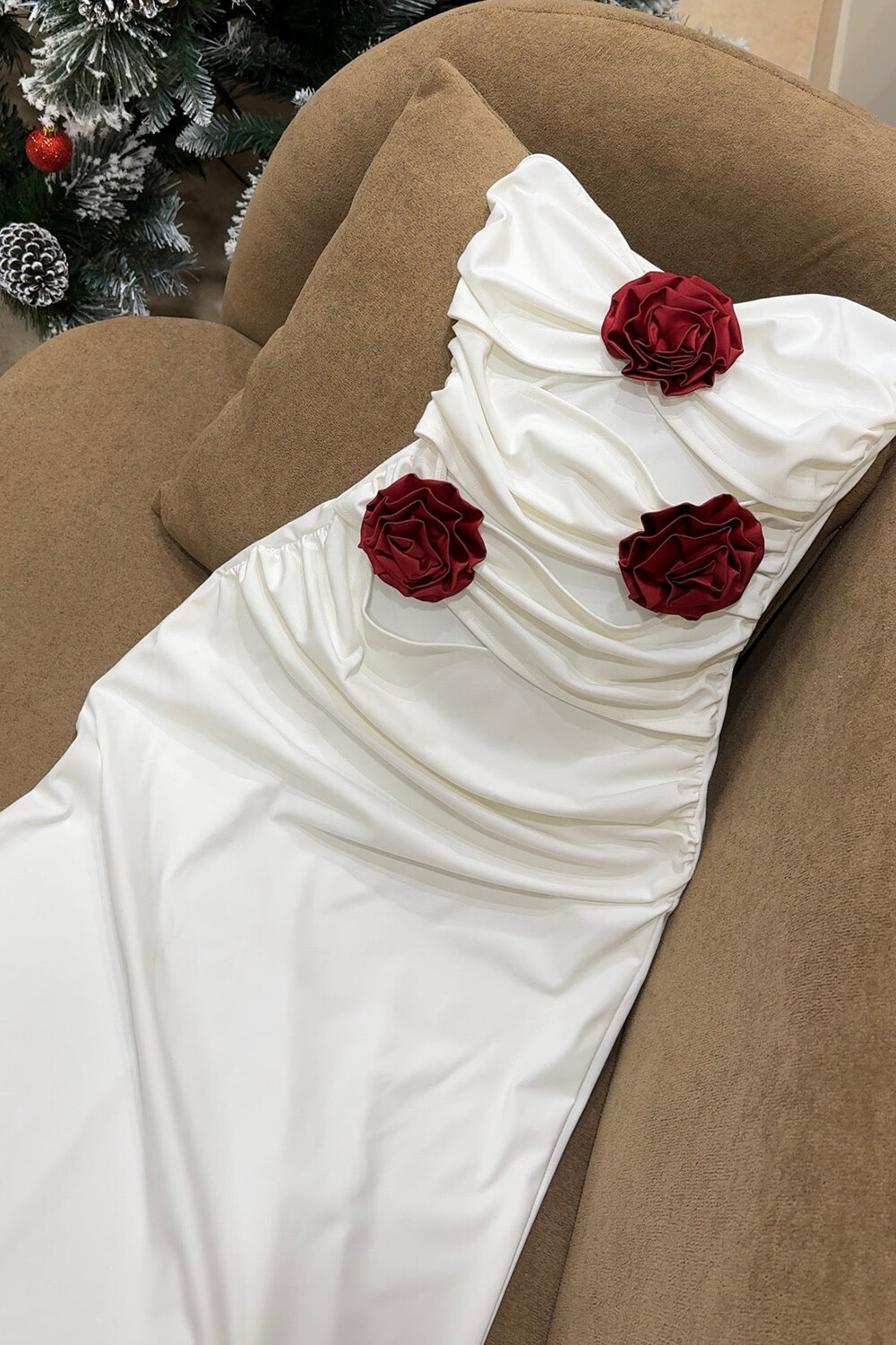 3D Flower Decor Strapless Cutout Ruched Fitted Maxi Dresses-White [Pre Order]