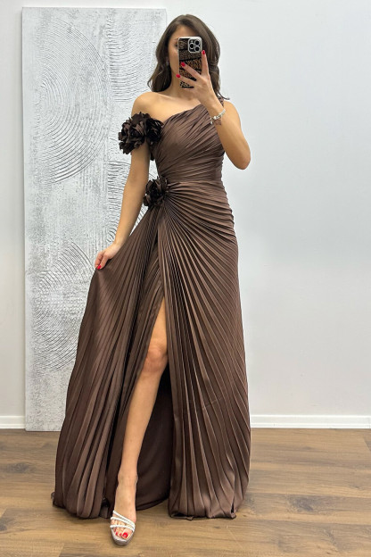 Off Shoulder 3D Flower Decor Pleated Slit Gowns Maxi Dresses-Green [Pre Order]