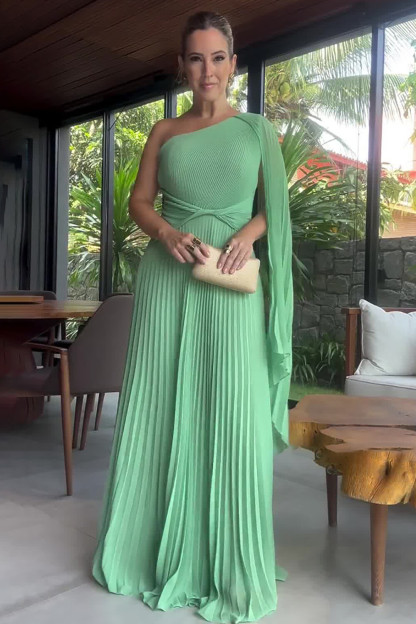 Pleated Solid Color Skew Neck A-Line Gowns Maxi Cape Dresses-Green